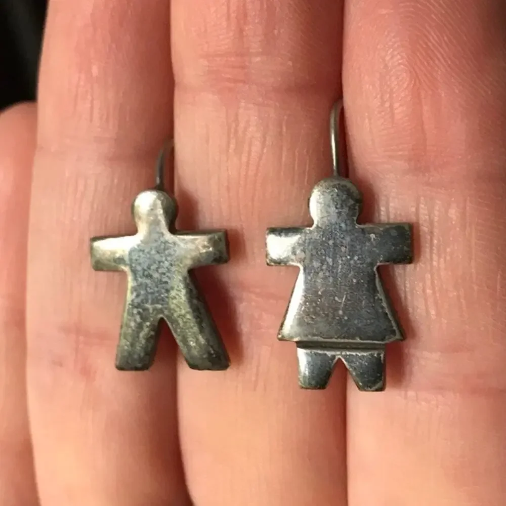 Estate Vintage 925 Mexico Sterling Silver Family Boy & Girl Figure Earrings